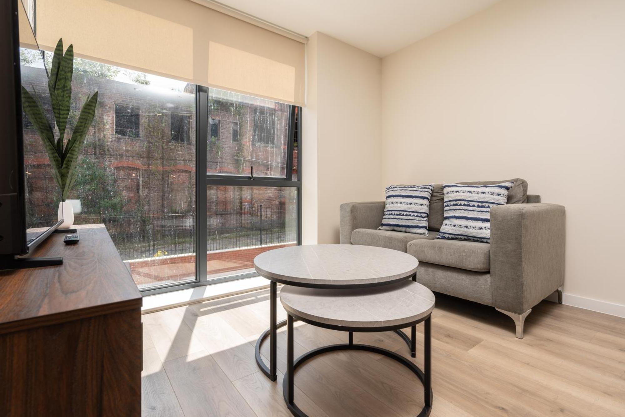 Liverpool City Apartment With Parking & Ev Esterno foto